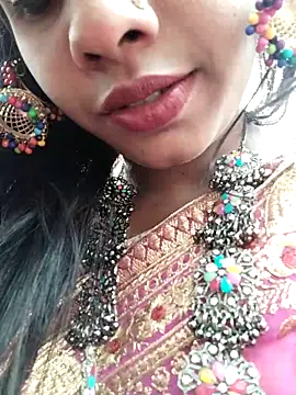Cute-Lina online show from February 28, 8:31 am
