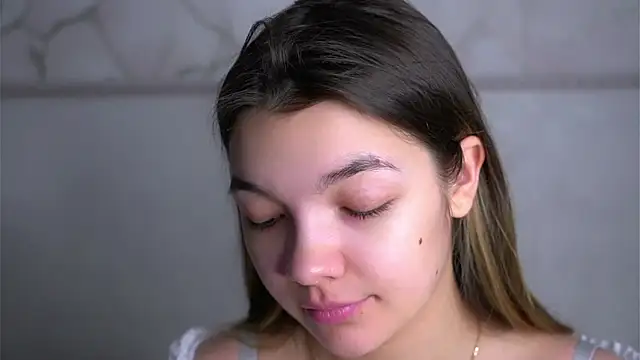 VeronaAppleberry online show from February 16, 1:46 am