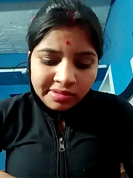 Snapshot of Nisha_Cute chatting on February 5, 3:45 am Nisha Cute online show from February 5, 3:45 am