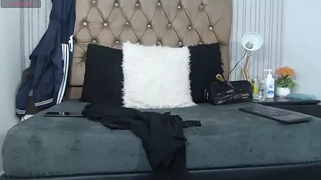 veneno hot online show from February 3, 1:19 pm