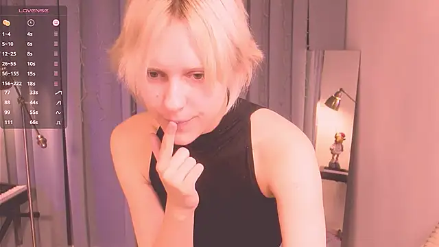 Snapshot of edward_holy chatting on December 14, 6:24 am edward holy online show from December 14, 6:24 am