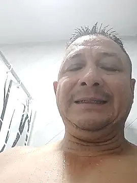 luchoarr online show from October 1, 11:11 pm