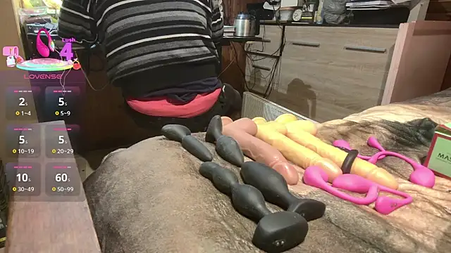 misteryman1956 online show from June 9, 8:42 pm