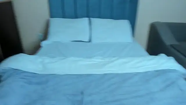 Mimi Mira online show from January 22, 11:23 am