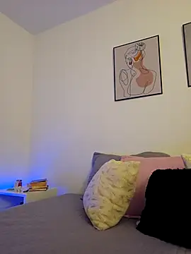 VictoriaEvaans  online show from October 9, 10:41 pm