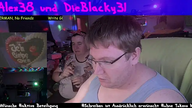Snapshot of der_alex38 chatting on March 6, 9:31 pm der alex38 online show from March 6, 9:31 pm