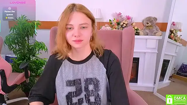 MirraBellanta online show from October 14, 8:42 pm