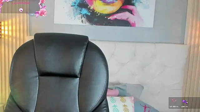 nicole  parker1 online show from January 14, 2:53 pm