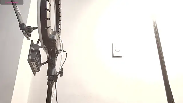 nicole  parker1 online show from September 28, 4:12 pm