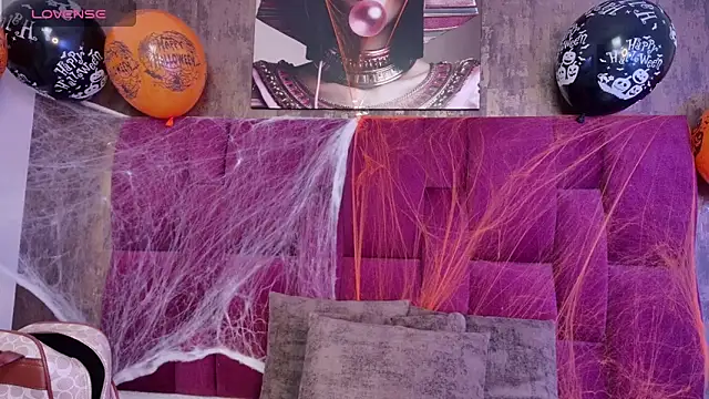 nicole  parker1 online show from October 27, 7:07 pm