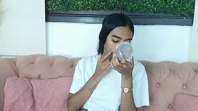 julieta aguilar1 online show from March 11, 7:09 pm