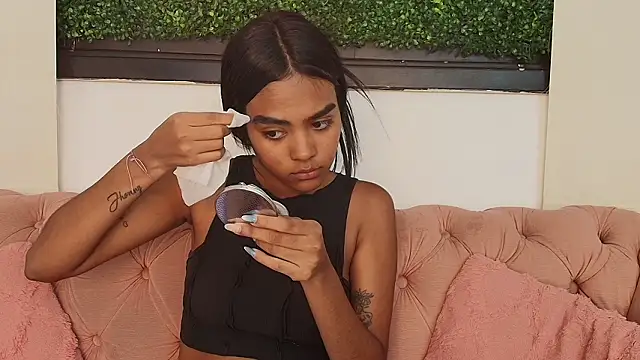 julieta aguilar1 online show from March 21, 7:06 pm