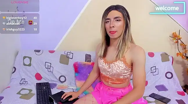 Snapshot of KurumetWink10 chatting on December 22, 10:17 am KurumetWink10 online show from December 22, 10:17 am