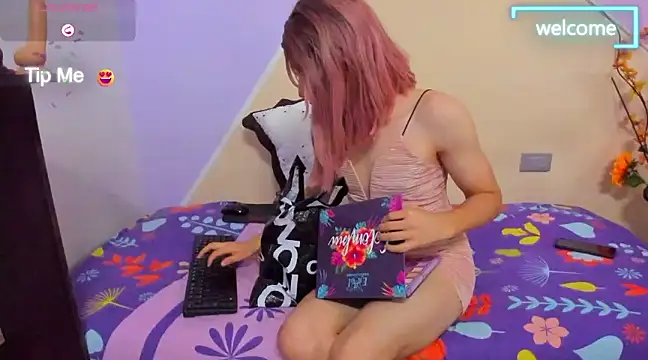 Snapshot of KurumetWink10 chatting on February 13, 12:32 pm KurumetWink10 online show from February 13, 12:32 pm