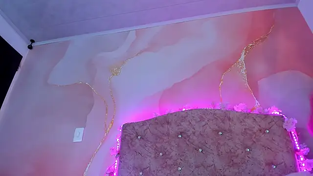 Snapshot of Bella__sweet chatting on February 25, 6:42 pm Bella sweet online show from February 25, 6:42 pm