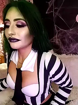 Nanda Vixen online show from October 4, 5:38 am