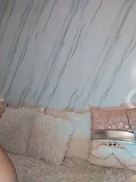 Nanda Vixen online show from December 1, 10:15 pm