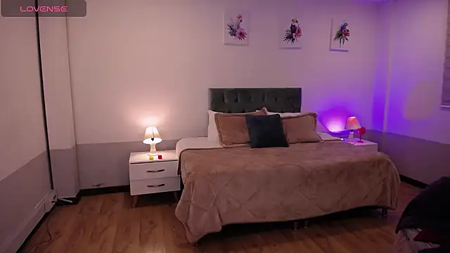 Nami sunny online show from January 13, 7:32 am