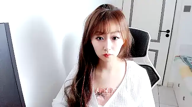 zhenzhen999 online show from December 27, 11:39 am
