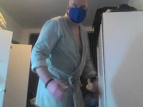Snapshot of HotInMyAss chatting on January 17, 10:24 pm HotInMyAss online show from January 17, 10:24 pm