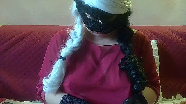 Ninalapiccolina online show from February 24, 2:58 pm