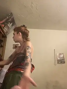 spacegirlll online show from April 10, 4:50 am