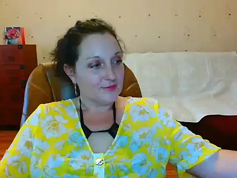 Alice3694 online show from December 14, 12:44 pm