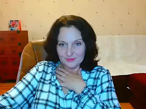 Alice3694 online show from December 15, 11:45 am