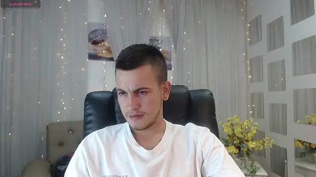 Snapshot of Cerokershelby chatting on January 5, 7:28 pm Cerokershelby online show from January 5, 7:28 pm