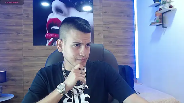 Snapshot of Cerokershelby chatting on February 8, 9:04 pm Cerokershelby online show from February 8, 9:04 pm