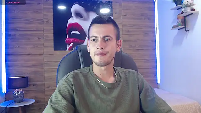 Snapshot of Cerokershelby chatting on February 26, 5:53 am Cerokershelby online show from February 26, 5:53 am