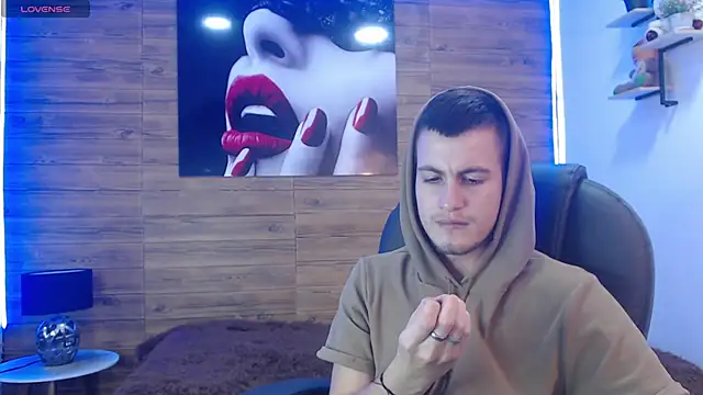 Snapshot of Cerokershelby chatting on March 14, 7:04 am Cerokershelby online show from March 14, 7:04 am