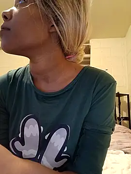 TickleMeKink online show from March 5, 8:43 am