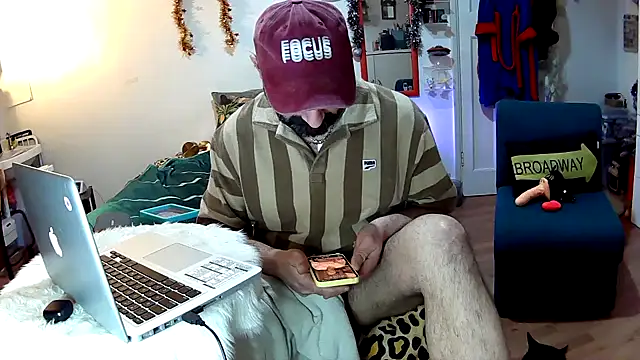 Snapshot of lextalon chatting on December 23, 2:56 am lextalon online show from December 23, 2:56 am