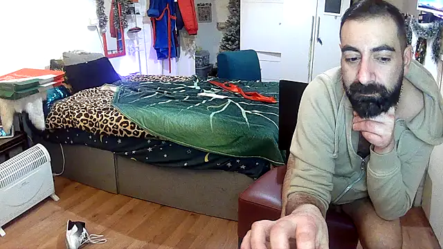 Snapshot of lextalon chatting on January 1, 4:39 am lextalon online show from January 1, 4:39 am