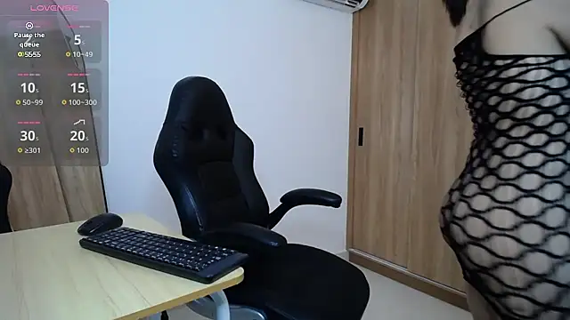 karoll marquez online show from September 27, 11:10 pm