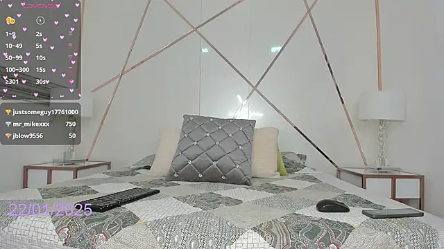Eva Coluccy online show from January 22, 11:43 pm