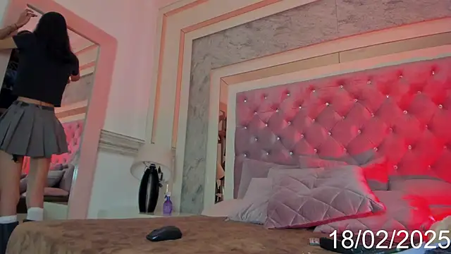 Eva Coluccy online show from February 22, 4:51 pm