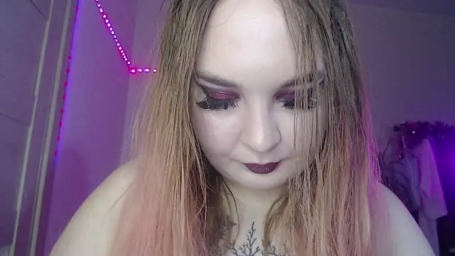 Greeenfriends6969 online show from December 27, 10:59 pm