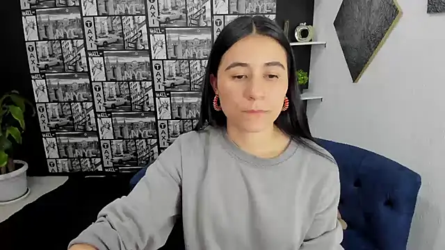 Snapshot of ChloeTurner_ chatting on March 18, 5:53 pm ChloeTurner online show from March 18, 5:53 pm