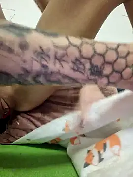 roxi katty online show from March 15, 6:03 am