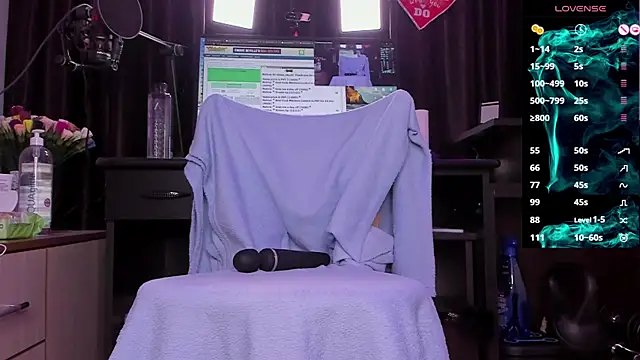 Snapshot of Raissa_sky26 chatting on December 28, 3:04 am Raissa sky26 online show from December 28, 3:04 am