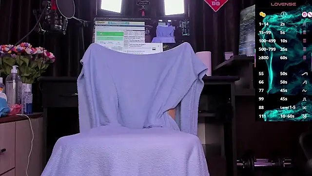 Snapshot of Raissa_sky26 chatting on September 23, 2:36 am Raissa sky26 online show from September 23, 2:36 am