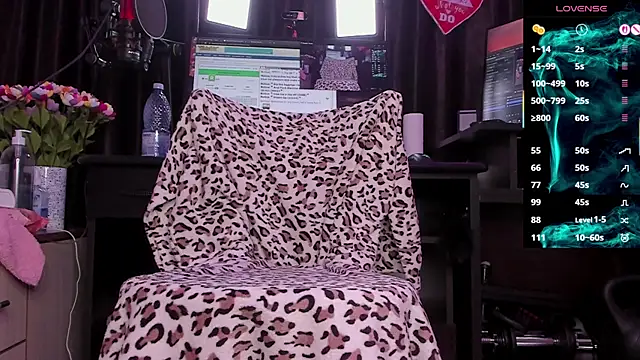 Snapshot of Raissa_sky26 chatting on October 20, 2:34 am Raissa sky26 online show from October 20, 2:34 am