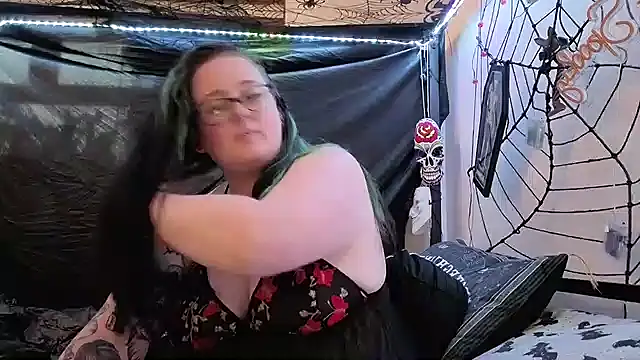 Bunny Cummings online show from January 15, 1:16 pm