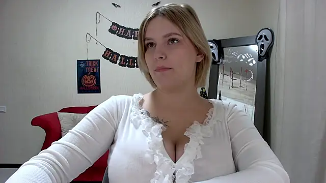 Snapshot of DianeMills chatting on November 2, 5:04 pm DianeMills online show from November 2, 5:04 pm