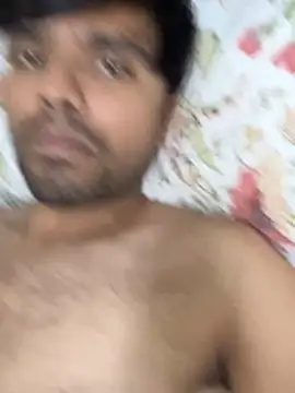 Snapshot of BoyzaraHatke chatting on March 9, 8:13 pm BoyzaraHatke online show from March 9, 8:13 pm