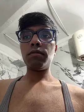 BoyzaraHatke online show from June 21, 3:58 pm