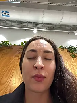 Holly Play online show from January 13, 12:24 pm