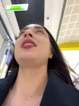 Holly Play online show from February 14, 8:21 am